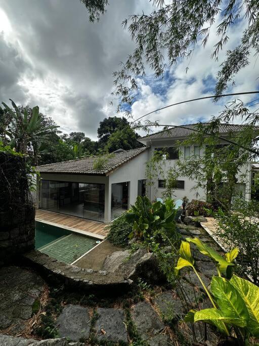 Linda Casa Em Fechado Rio de Janeiro
